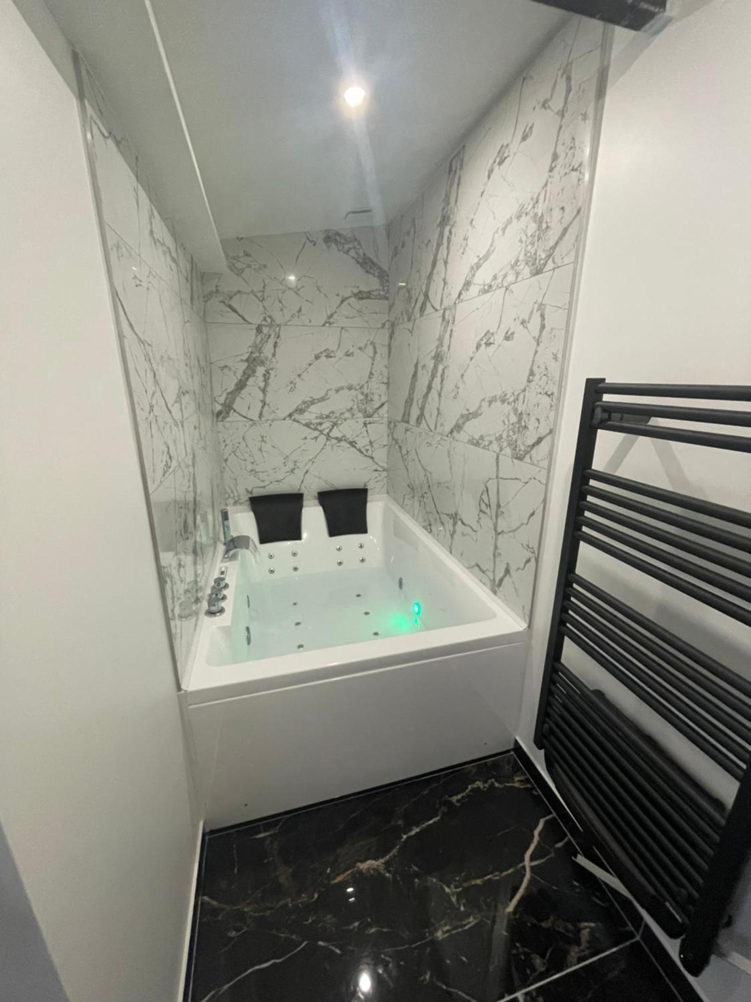 Apartamento Le Cocon Balneo Sens Exterior foto